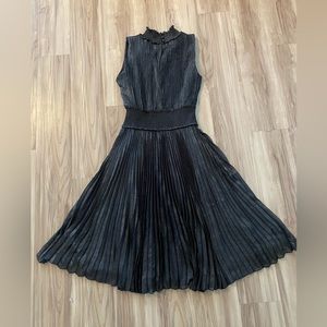 NWT Nanette Lepore Black and Silver Pleated Dress